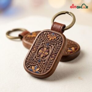 হ্যান্ড-কার্ভড উডেন আর্টিসান কি-রিং